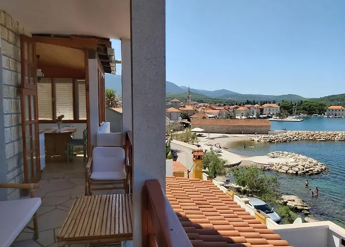 Apartment Next To The Sea